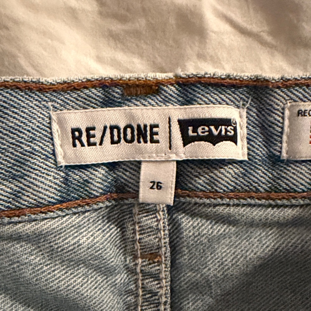 Re/Done Women's Blue Denim Shorts Size 26 - Picture 2 of 5